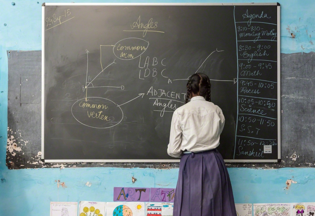 From Chalkboards to Smartboards: Revolutionizing Education